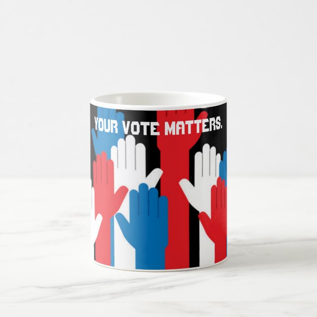 Ihre Abstimmung zählt Patriotische Hände Kaffeetasse (Mittel)