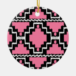 Ikat Aztec Muster - Fuchsienrosa, Schwarz und Weiß Keramik Ornament