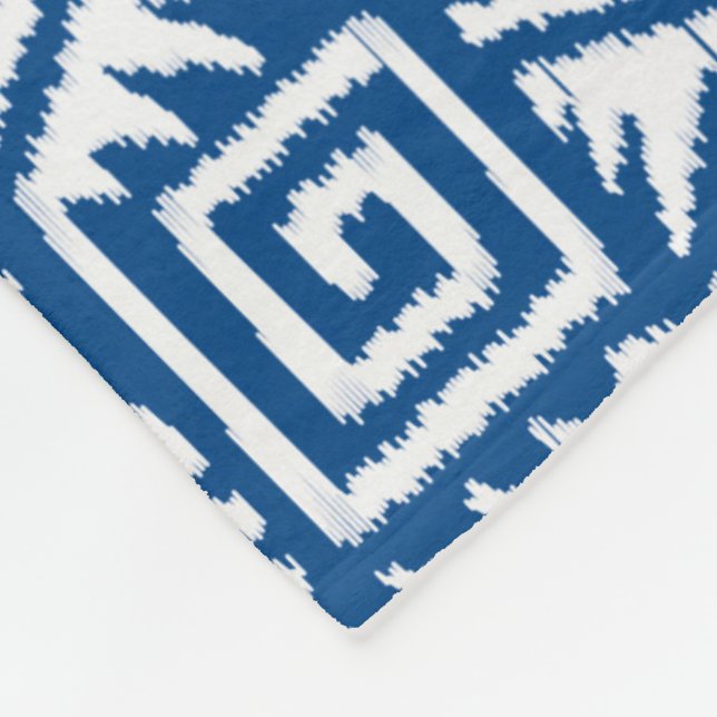 Ikat Aztec Muster - Kobalt Blau und Weiß Fleecedecke (Ecke)