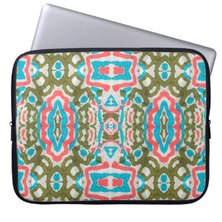 Ikat Ethnisches Abstraktes Muster. Shaman Pattern. Laptopschutzhülle