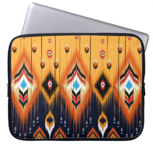 Ikat geometrische Folklore-Ornament. Stammesvölker Laptopschutzhülle