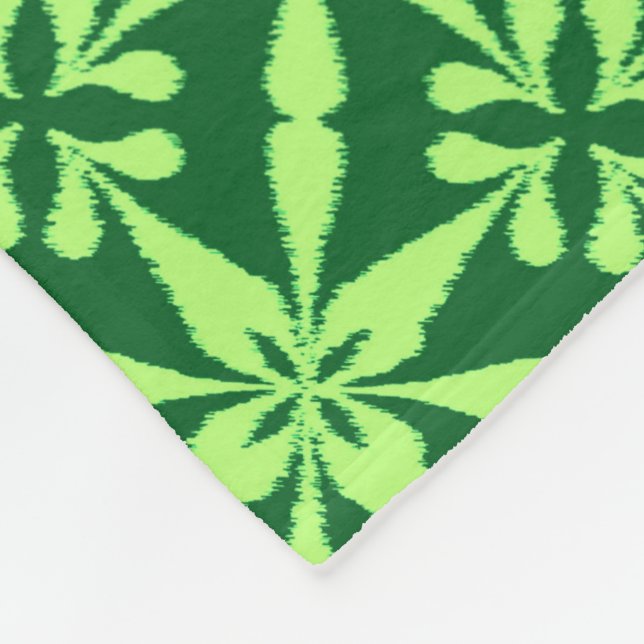 Ikat Star Pattern - Dunkelgrün Fleecedecke (Ecke)