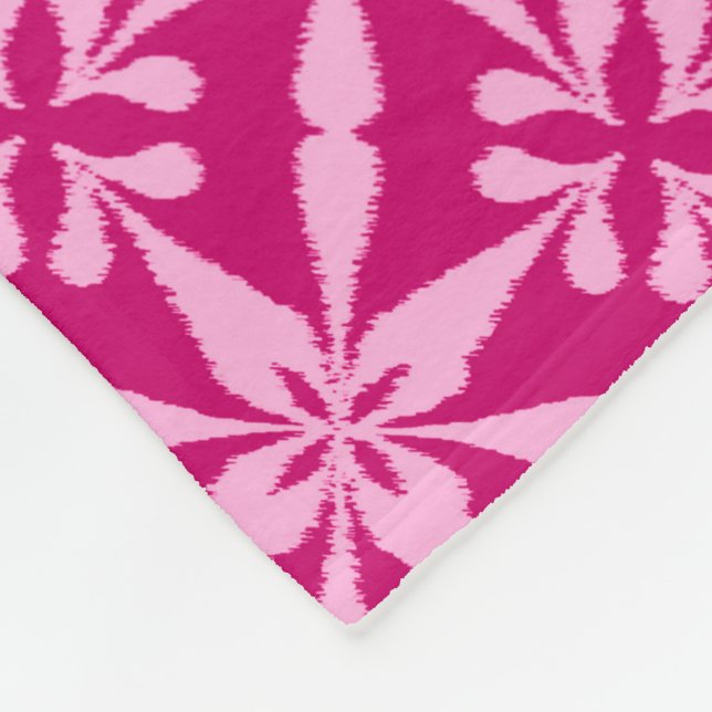 Ikat Star Pattern - Fuchsia Pink Fleecedecke (Ecke)