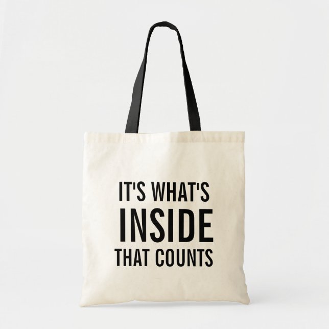 Il est ce qui est l'intérieur qui compte le sac (Devant)