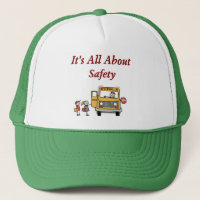 Il est tout au sujet de casquette de chauffeur