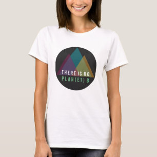 Il n'y a aucun T-shirt de montagne de la planète 