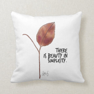 Il y a beauté dans le coussin de simplicité