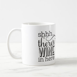 Il y a du vin ici Mug
