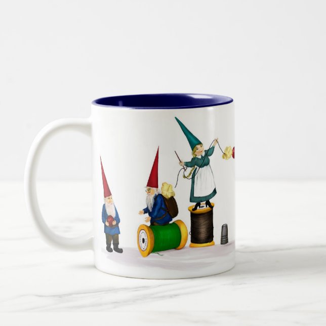 Il y a toujours d'un dans le groupe - tasse de (Gauche)