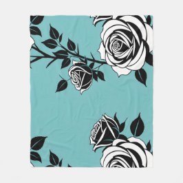 Illustrated Black And White Roses Fleecedecke
