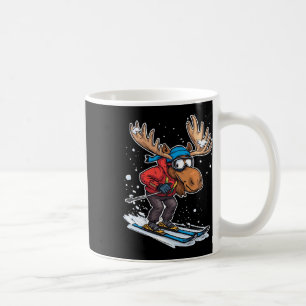 Illustration eines Cartoon-Elchs beim Skifahren im Kaffeetasse