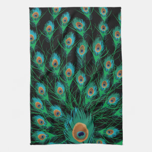 Illustration mit Pfau-Federn auf Schwarzem Geschirrtuch