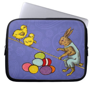 Illustration von Osterhase, Küken und Eiern Laptopschutzhülle