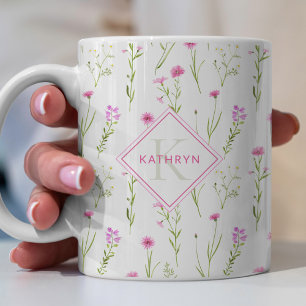 Illustriertes Monogramm mit rosa Wildblume Kaffeetasse