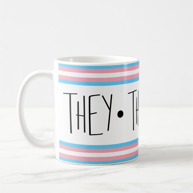 Ils/Eux/Leurs Pronononounes Mug Café Transgenre (Gauche)