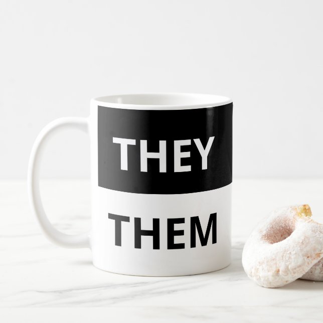 Ils/Eux Pronononounes Mug noir & blanc classique (Avec donut)