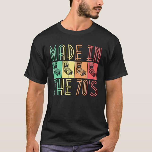 Im 70er Pinball Retro Arcade für Männer hergestell T-Shirt (Vorderseite)