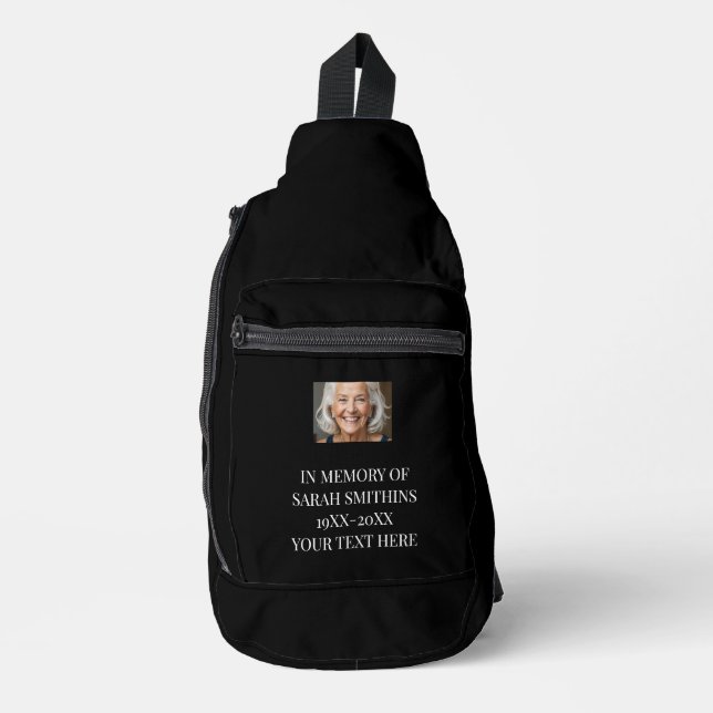Im Arbeitsspeicher schwarzer, benutzerdefinierter  Crossbody Bag (Vorderseite)