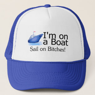 Im auf einem Boot Truckerkappe
