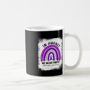 Im August tragen wir ein Lila Bewusstsein für Über Kaffeetasse