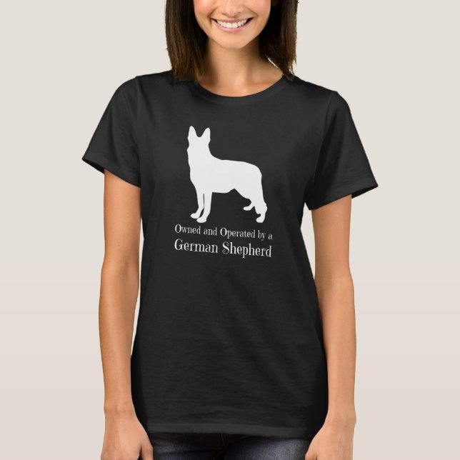 Im Besitz und betrieben von einem deutschen Schäfe T-Shirt (Vorderseite)