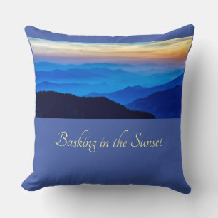 Im blauen Hintergrund der Sonnenuntergänge der Cor Kissen