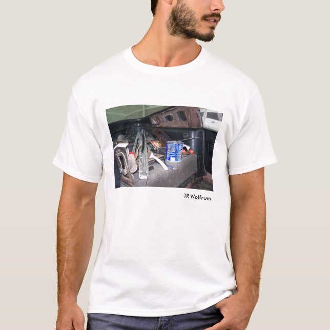Im Entstehen befindliches Werk T-Shirt (Vorderseite)