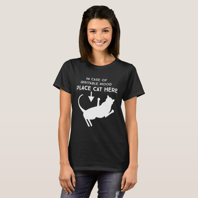 Im Falle des reizbaren Stimmungs-Platz-Katzen-hier T-Shirt (Vorne ganz)