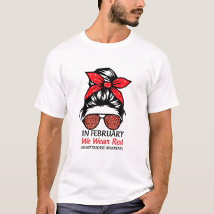 Im Februar tragen wir das Bewusstsein für die Rote T-Shirt