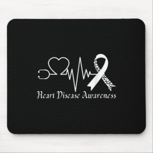 Im Februar wird das Bewusstsein für Herzkrankheite Mousepad