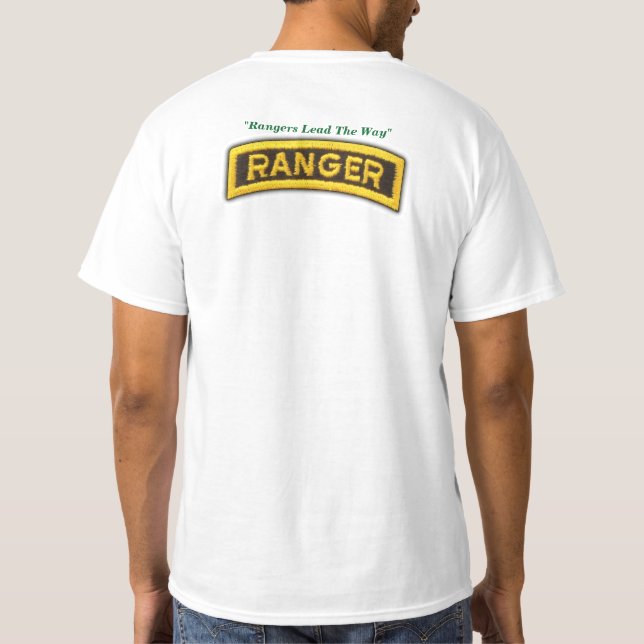 Im Flugzeug Förster-Veteranen-Tierärzte LRRP T-Shirt (Rückseite)