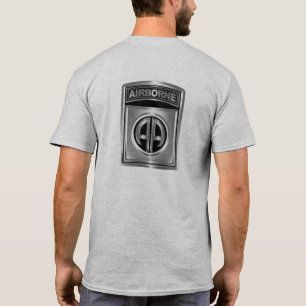 im Flugzeug Geschäftsbereich Phantastisch Chrome D T-Shirt