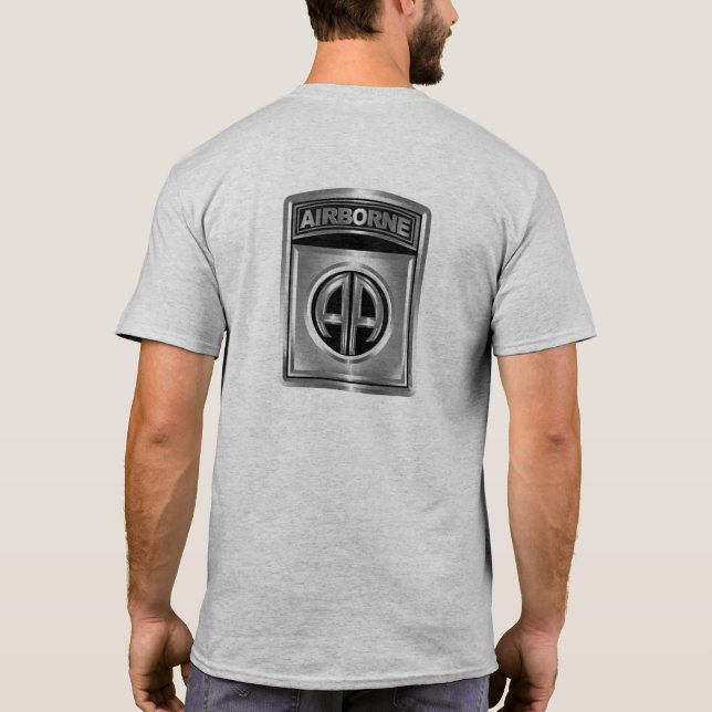 im Flugzeug Geschäftsbereich Phantastisch Chrome D T-Shirt (Rückseite)