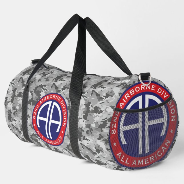 im Flugzeug personalisierbare urbane Camouflage Duffle Bag (Rechte Ecke)