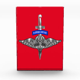 Im Flugzeug Rigger Dagger Custom Fotoblock