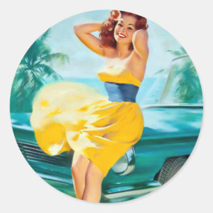 Im gelben Kleid Pin Up Runder Aufkleber