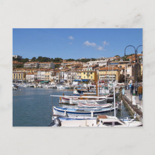 Im Hafen im Dorf Cassis. Fischer- und Postkarte