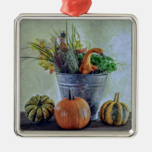 Im Herbst noch Leben mit Kürbis, Blume