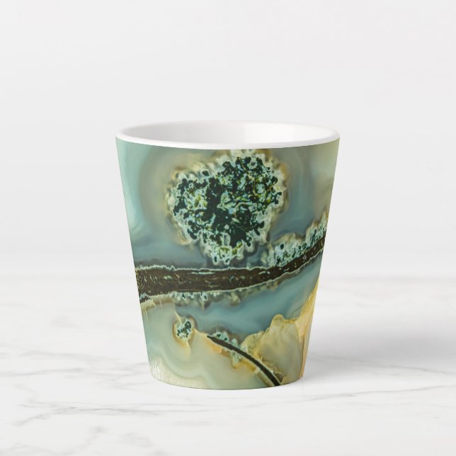 Im Inneren eines halb wertvollen Steins Milchtasse (Vorderseite)