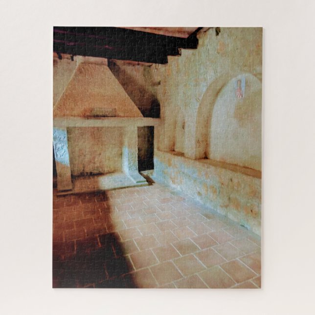 Im Innern der Steinmauern von San Felipe de Lara (Vertikal)