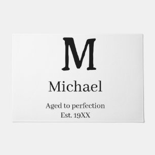 Im Laufe der Zeit perfektioniert est. 19XX Monogra Fußmatte
