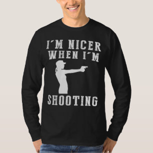 Im Nicer, wenn ich lustiges T-Shirt schreibe