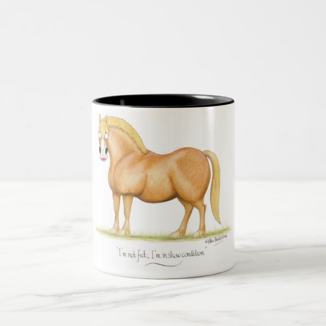"Im nicht fett, bin ich im Showzustand" Becher Zweifarbige Tasse (Mittel)