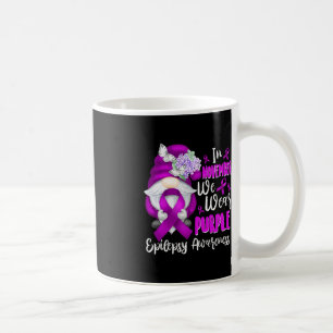 Im November tragen wir eine Lila Epilepsie des Gno Kaffeetasse