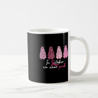 Im Oktober tragen wir pinkfarbene Shirts zum Brust Kaffeetasse