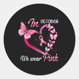 Im Oktober tragen wir rosa Brustkrebs Butterfly Pi Runder Aufkleber