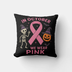 Im Oktober tragen wir rosa Halloween-Brust Kissen