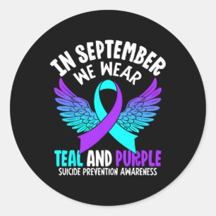 Im September tragen wir Aquamarinen Lila Ribbon-Su Runder Aufkleber
