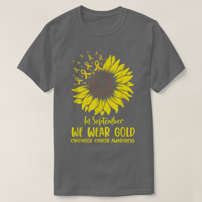 Im September tragen wir den Sonnenfluss im Gold-Ki T-Shirt (Design vorne)