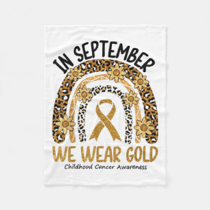 Im September tragen wir Gold Rainbow Childhood Can Fleecedecke